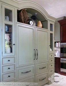 green refrigerator armoire