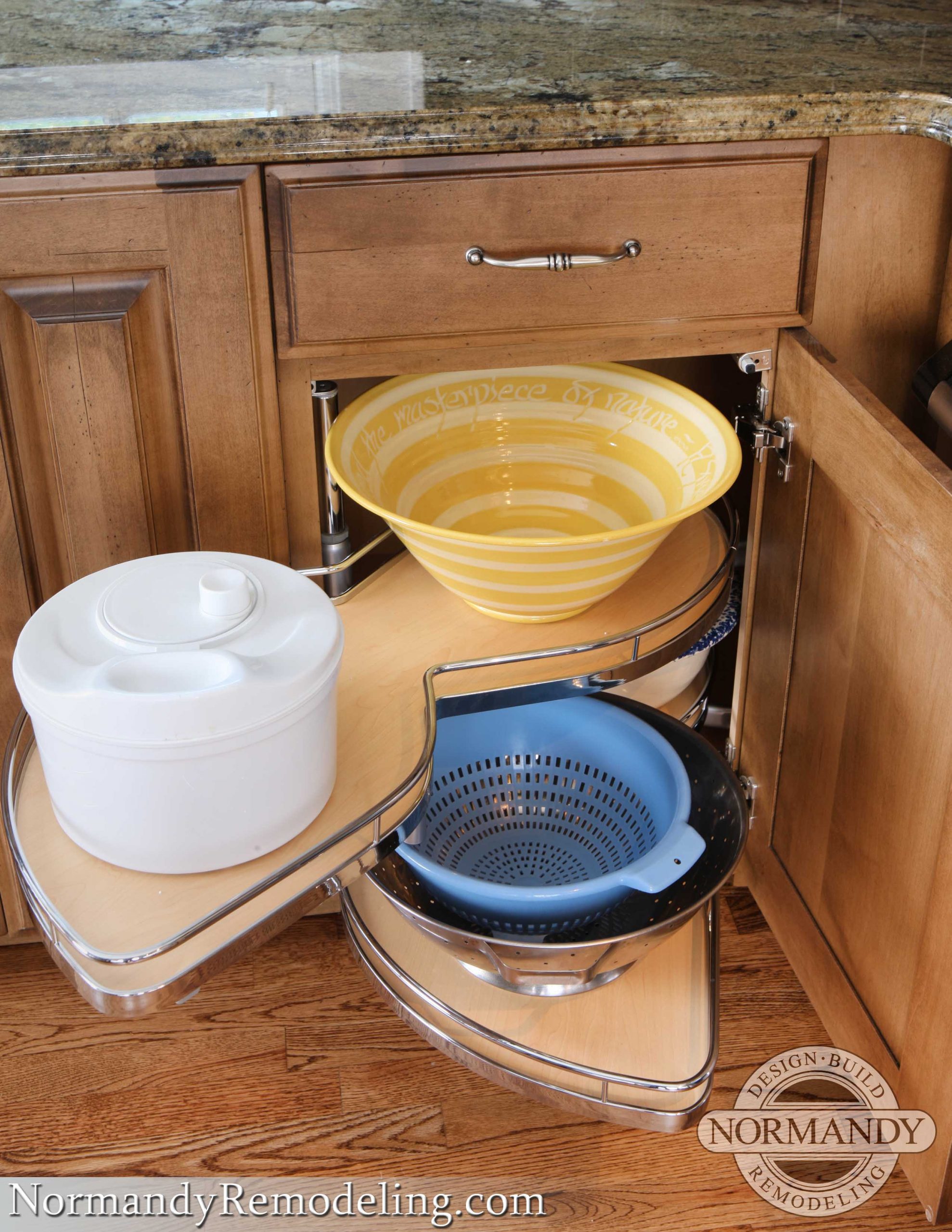 Kitchen Designs get a New Spin on the Lazy Susan