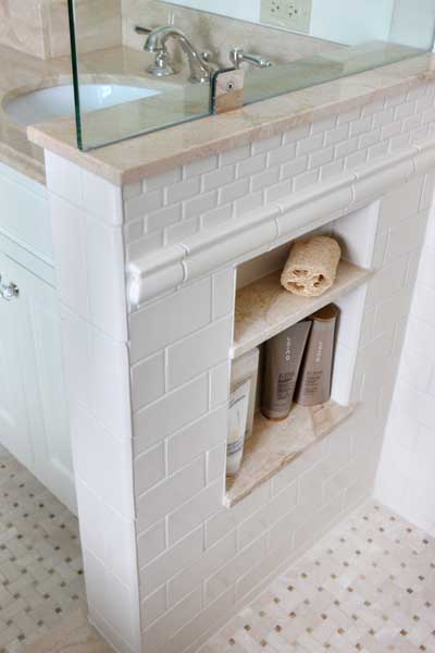 Enhancing Shower Niches with Decorative Tile