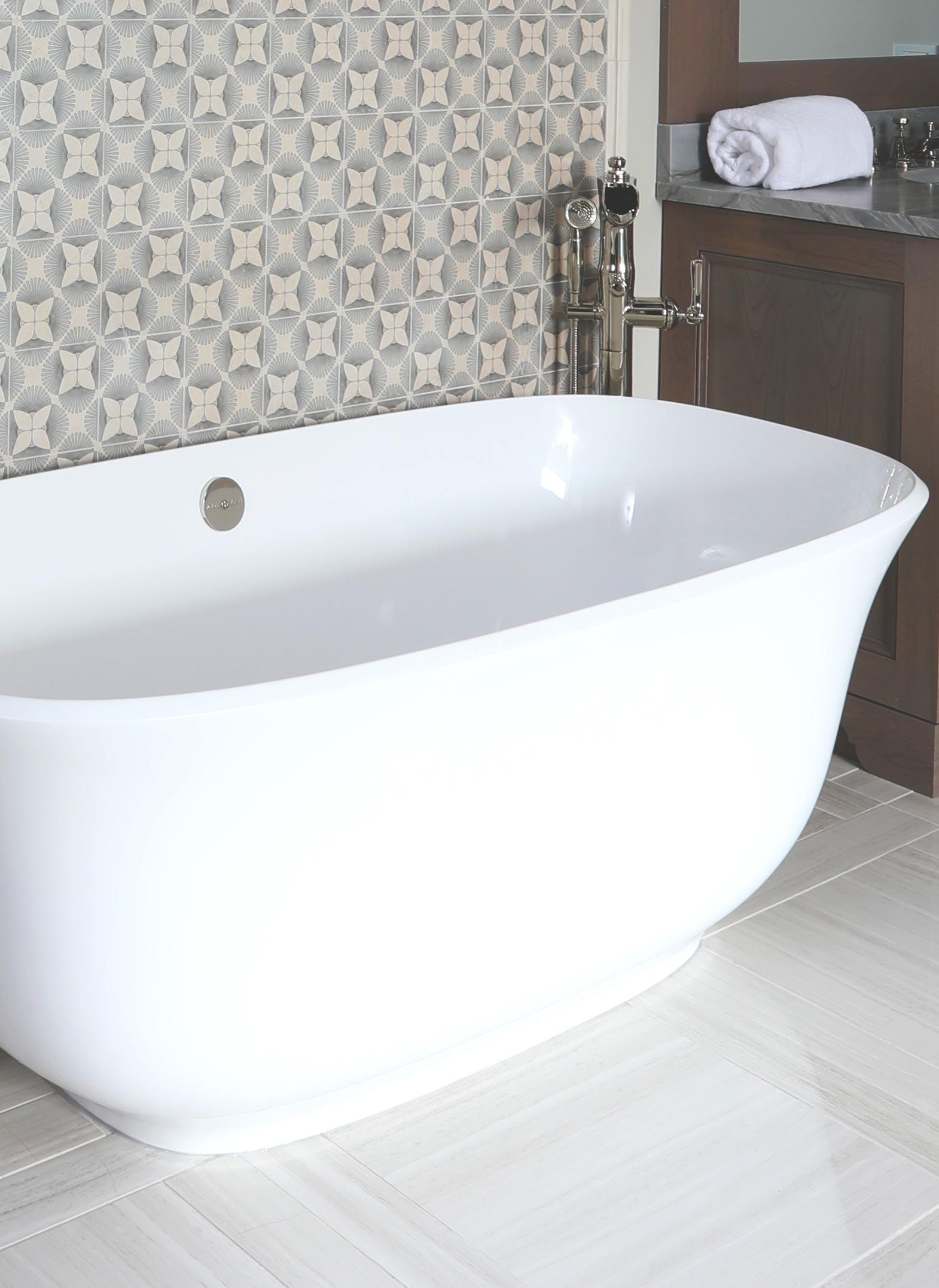 freestanding bathtub