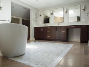 PRIMARY BATH WITH TILE RUG