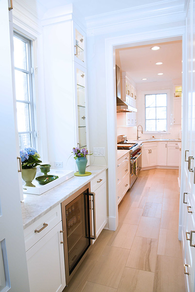 White cabinets in a butler pantry