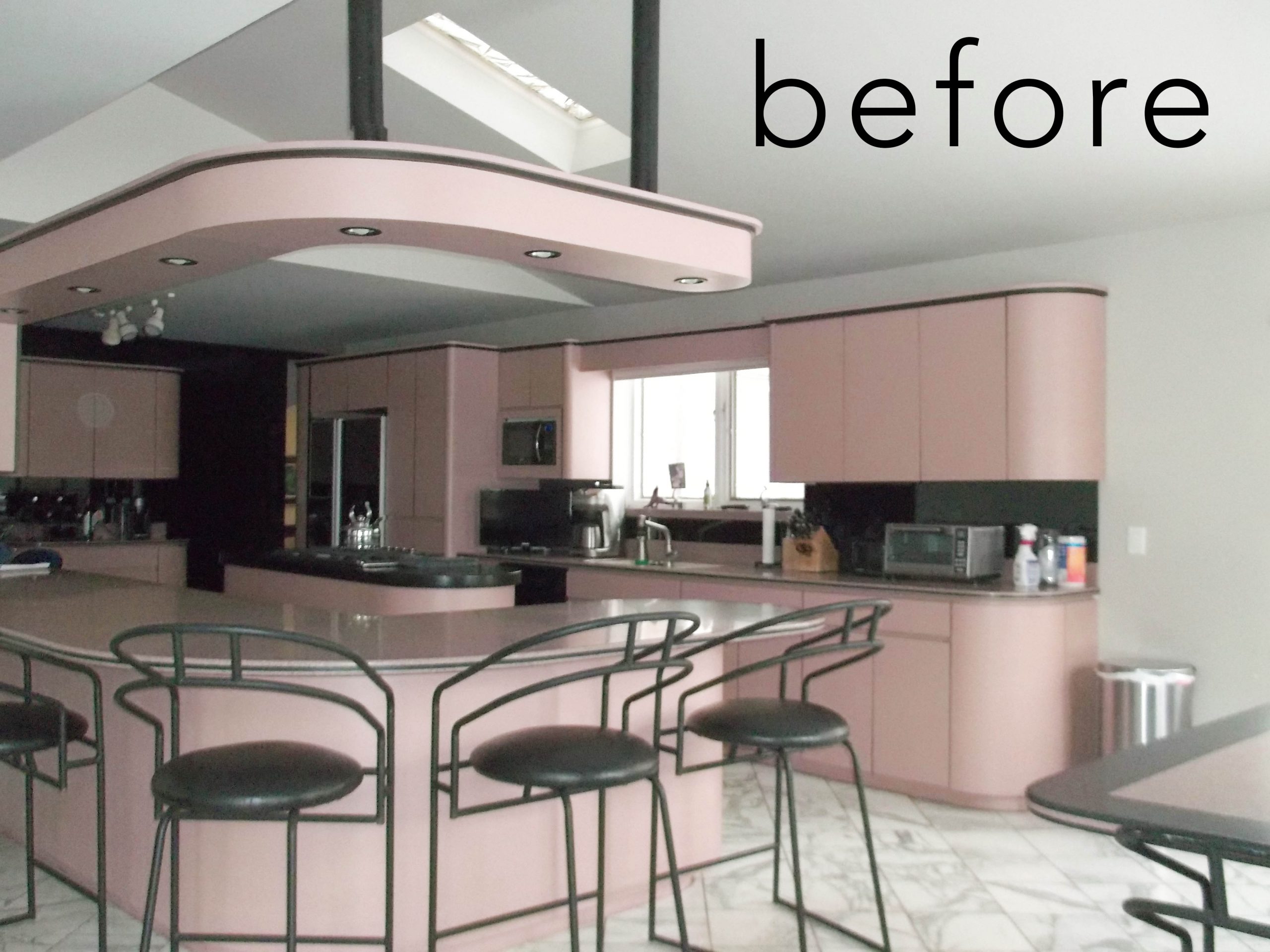 pink kitchen before remodeling