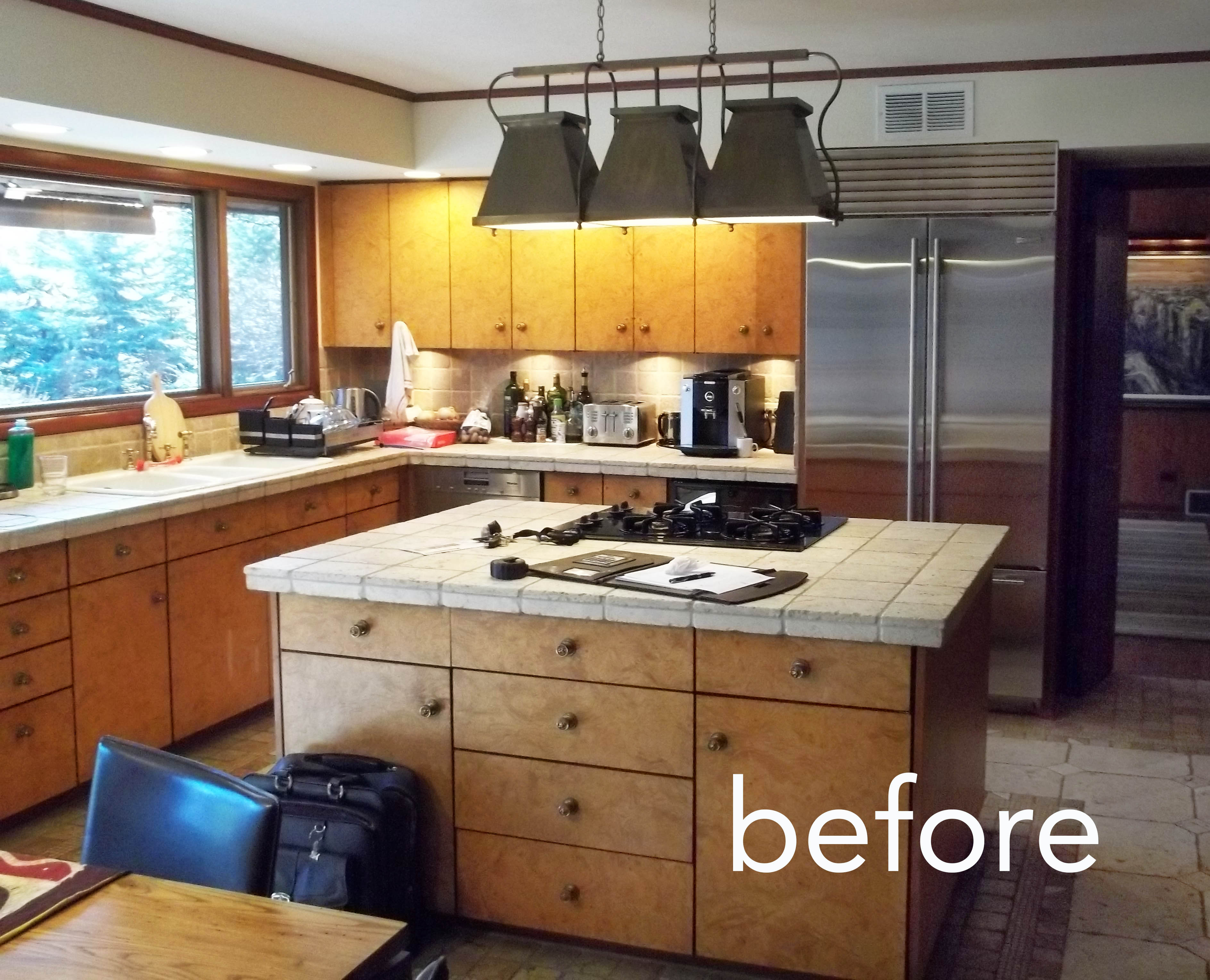 Kitchen before remodeling