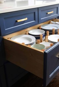 Peg Drawer for dishes