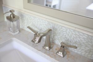 traditional bathroom plumbing details