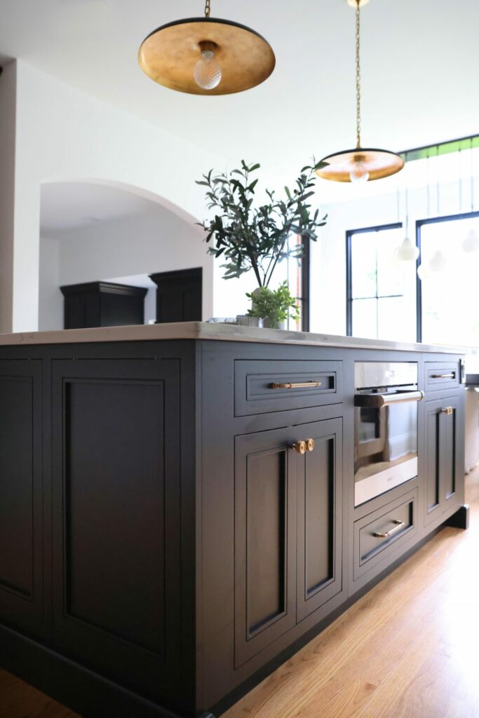 Black and White Oak Kitchen - Normandy Remodeling